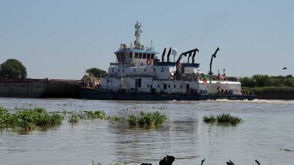 Río Paraguay registra leve repunte en Norte y se reactiva la navegabilidad