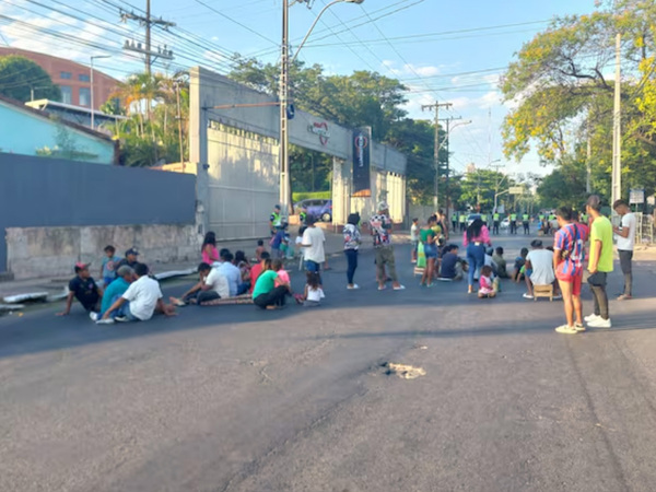 Indígenas bloquean Artigas exigiendo soluciones urgentes