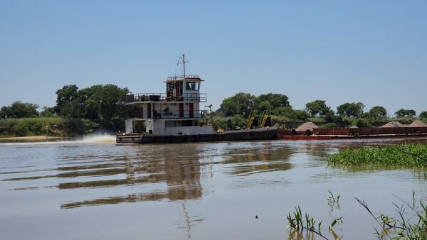 Río Paraguay registra leve repunte en norte y se reactiva la navegabilidad