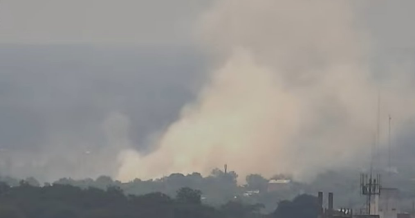 Incendio en complejo habitacional en la Costanera Norte - 1000 Noticias