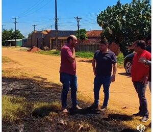 Autoridades municipales planifican sistema de desagüe pluvial en barrio Itacurubí