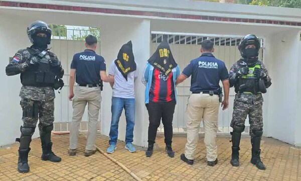 Caen presuntos extorsionadores que pedían dinero para “polladas” en Asunción – Prensa 5
