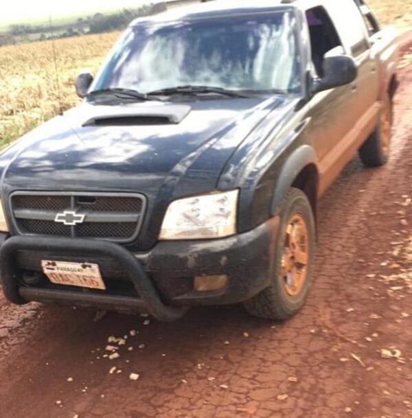 Roban camioneta en Santa Rosa del Monday