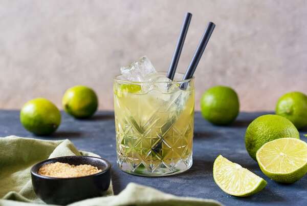 Receta de caipicaña, una variante de la caipiriña que te va a conquistar - Gastronomía - ABC Color