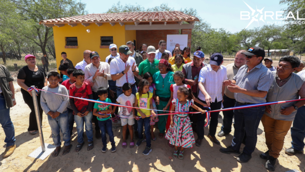 Gobierno entregó 356 viviendas comunidades indígenas de Presidente Hayes - Unicanal