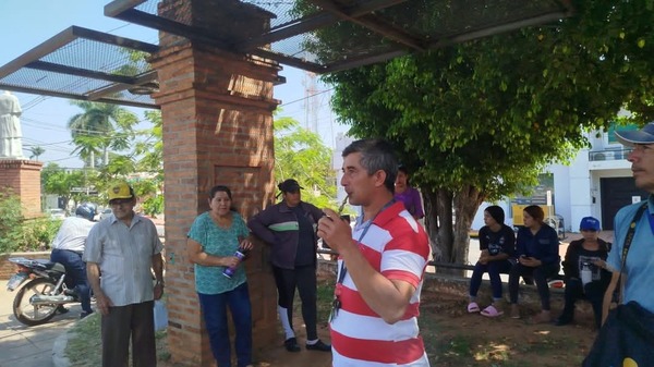 Ciudadanos ovetenses se manifiestan por el pésimo servicio que brinda la empresa RECOV - Noticiero Paraguay