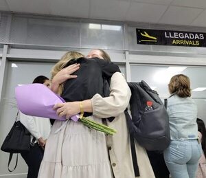 Cifras de repatriados 2024: regresaron 140 paraguayos en estado vulnerable y 400 restos mortales