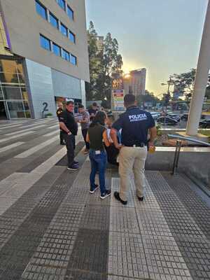 Detienen a dos presuntos implicados en caso de extorsión - 1000 Noticias