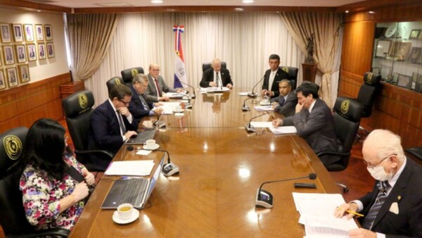 Corte pide a jueces frenar el uso sin instructivo de tobilleras electrónicas