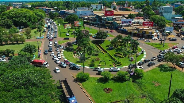 Buscan una salida para descomprimir la rotonda más congestionada de CDE