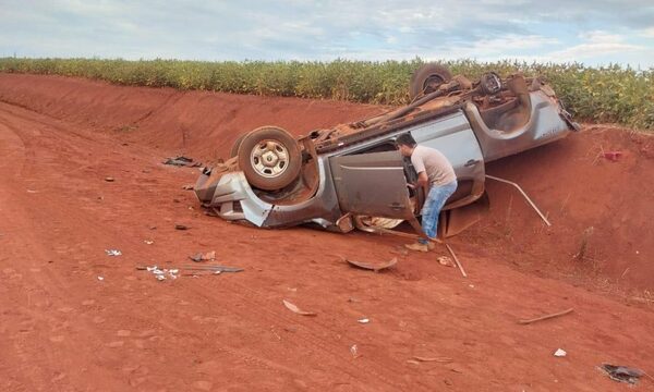 Polvareda causó aparatoso vuelco que dejó a conductor con lesiones – Diario TNPRESS