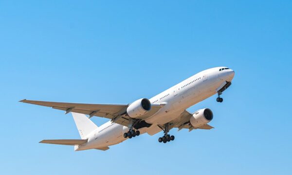 Estudio: el ruido de aviones podría afectar el corazón