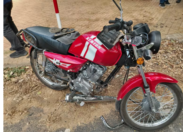Choque entre motocicleta y camioneta deja una víctima fatal en Asunción