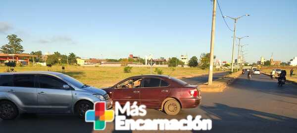 Militar ebrio involucrado en accidente en el acceso al barrio San Isidro de Encarnación