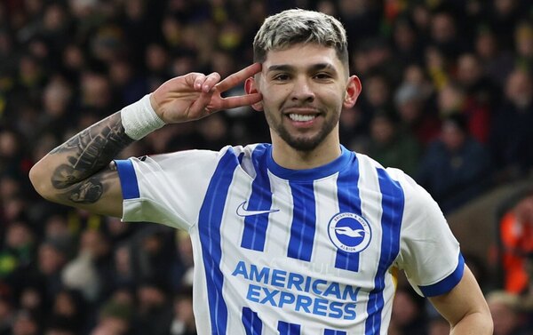 Versus / ¡Primer gol de Julio Enciso en la temporada con el Brighton!