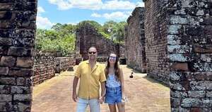 La Nación / Influencers expertos en patrimonio de Unesco, cautivados por la riqueza de Paraguay
