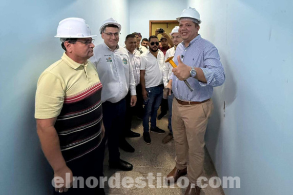 En el Juan Pablo II de Pedro Juan Caballero, gobernador Juancho Acosta simbolizó inicio de obras de primera UCIN departamental - El Nordestino