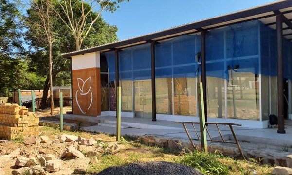 Productores de frutilla en Estanzuela pronto tendrán un cómodo salón de ventas