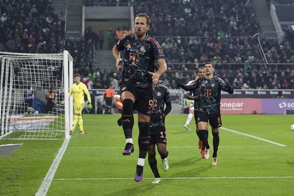 Kane, de penal, le da la victoria al Bayern sobre el Monchengladbach - Fútbol Internacional - ABC Color