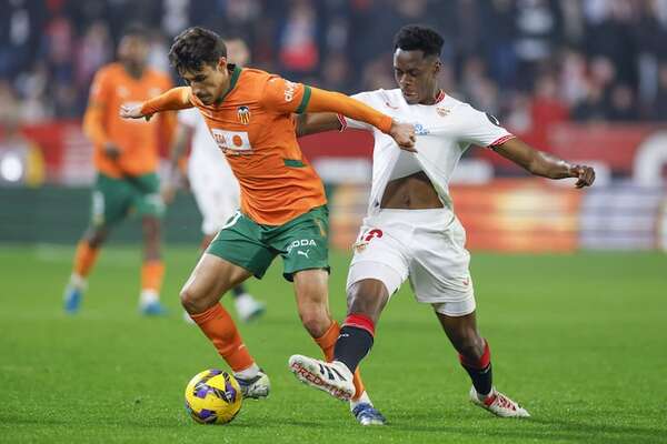 Valencia vuelve a ser colista en la Liga española - Fútbol Internacional - ABC Color