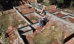 Gobernación informa avances en obras para la salud en Tembiaporã y Repatriación - OviedoPress