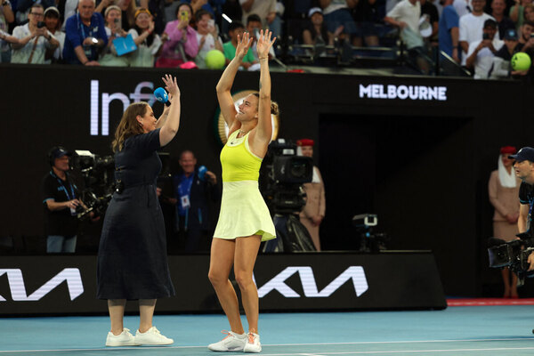 Versus / La vigente campeona, Sabalenka, se estrenó con triunfo en Australia