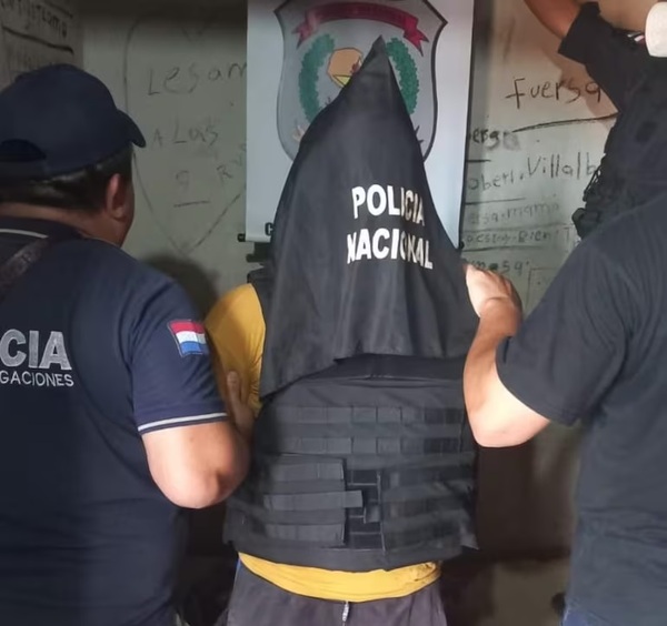 Se entregó supuesto agresor tras apuñalar 30 veces a su ex pareja: víctima lucha por sobrevivir