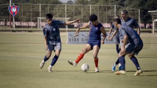 Versus / Cerro Porteño mostró escenas del amistoso ante Ameliano