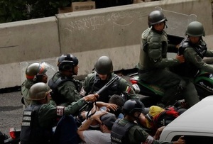 Crisis en Venezuela: Sube a 75 las «detenciones políticas» en enero y cifra total asciende a 1.700