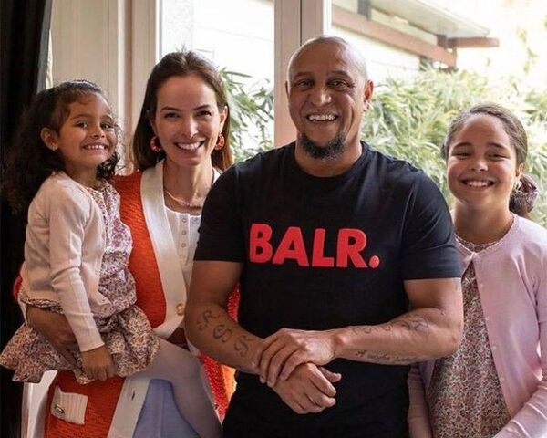 ¡El expelotero rapai Roberto Carlos a punto de ir a la quiebra por culpa de su divorcio!