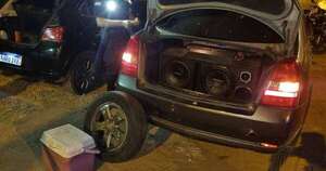 Diario HOY | Control por polución sonora acaba con cuatro detenidos y vehículos retenidos