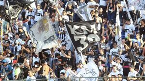 El Día del Hincha de Olimpia: Un Tributo a la Pasión y Lealtad