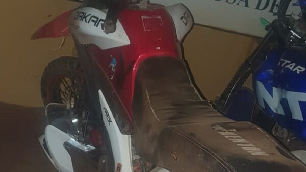 Accidente de tránsito deja a una motociclista herida en Santa Rosa del Aguaray