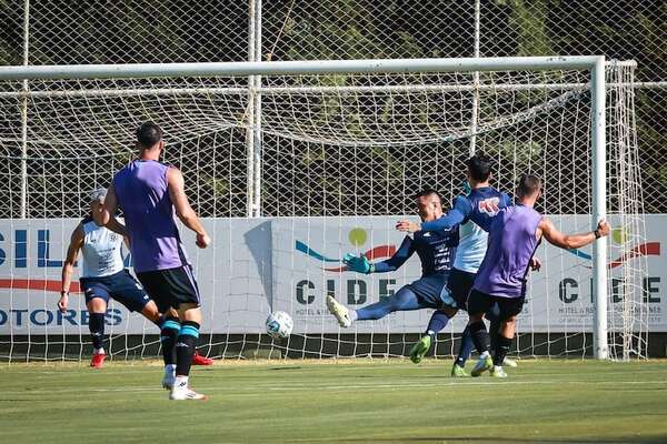 2 de Mayo, a la altura de una exigente prueba - Fútbol - ABC Color