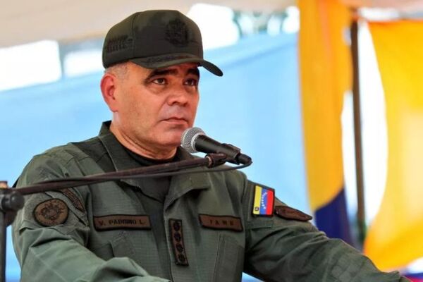 Ministro de Defensa venezolano responde a EEUU: