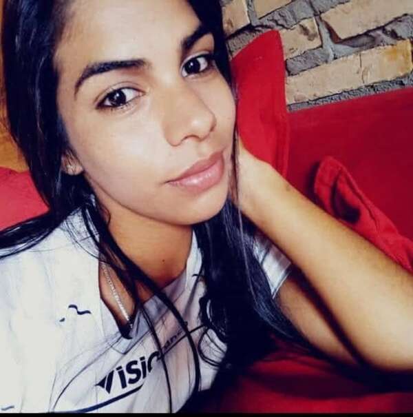 Víctima de intento de feminicidio sigue en estado crítico tras sobrevivir a 30 puñaladas - Policiales - ABC Color