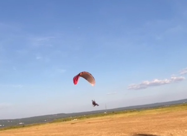 Tragedia en Patiño: hombre muere tras accidente en parapente - trece