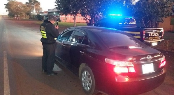 Sancionan a 900 conductores por distintas infracciones, según la Caminera