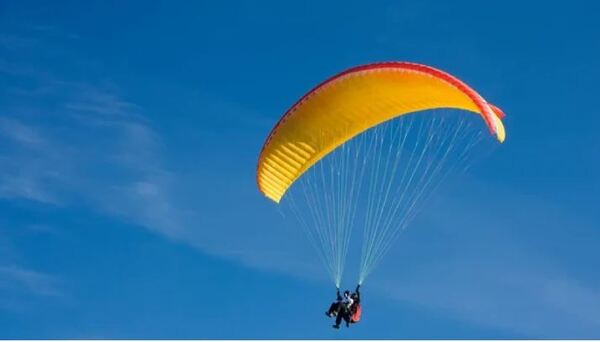 HOMBRE FALLECIÓ TRAS UN ACCIDENTE CON EL PARAPENTE - Itapúa Noticias