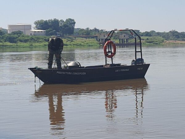 Búsqueda de adolescente desaparecido en el río Paraguay