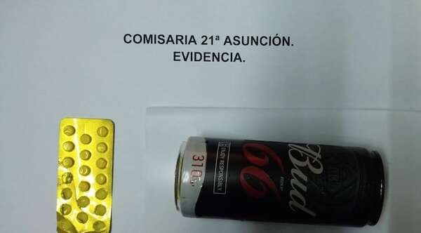 Defensora mordió a un policía al ser detenida con cerveza y clonazepam - Noticiero Paraguay