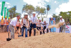 Che Róga Porã arranca la construcción de 31 casas en Luque - .::Agencia IP::.