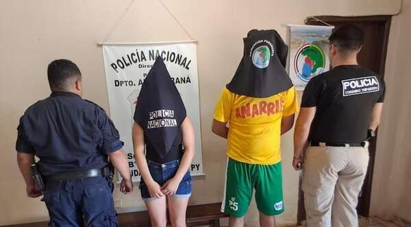 Detienen a padrastro y a madre de una niña de 4 años por supuesto abuso sexual