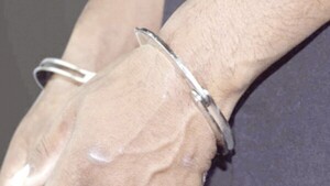 “A días de casarme, mi ex me mandó preso”