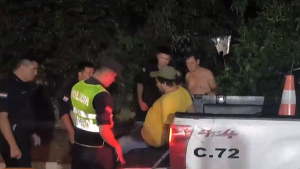 A días de salir de cárcel, lo detienen por agredir al padrastro de 85 años
