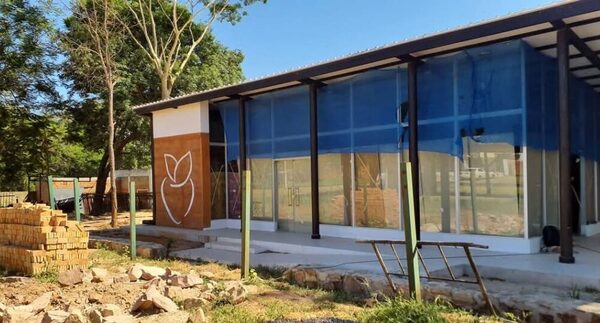 Bajo la marca “Delicias de Estanzuela”, productores venderán frutilla en su propio show room