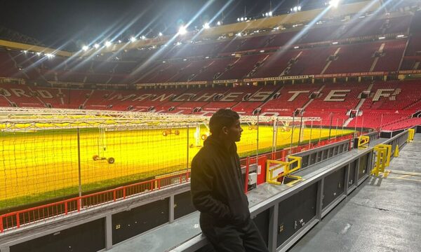 El primer día de Diego León en el mítico Old Trafford del Manchester United