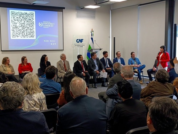 La APCC celebra el crecimiento del sector Contact Center & BPO en Paraguay reafirma su compromiso para el 2025