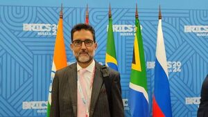 Brasil insiste en el comercio en monedas locales en los BRICS, sin 芦competir禄 con el d贸lar