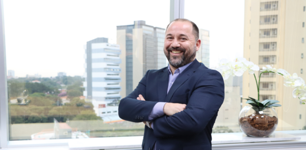 Ita煤 emite bonos por G. 254.000 millones y US$ 26,7 millones en la bolsa de Asunci贸n